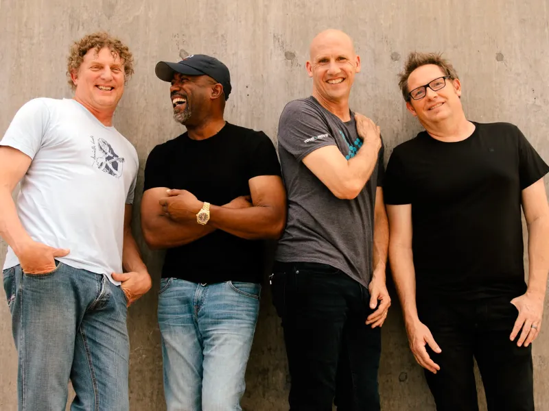 Hootie and The Blowfish Tickets 6th June Pine Knob Music Theatre