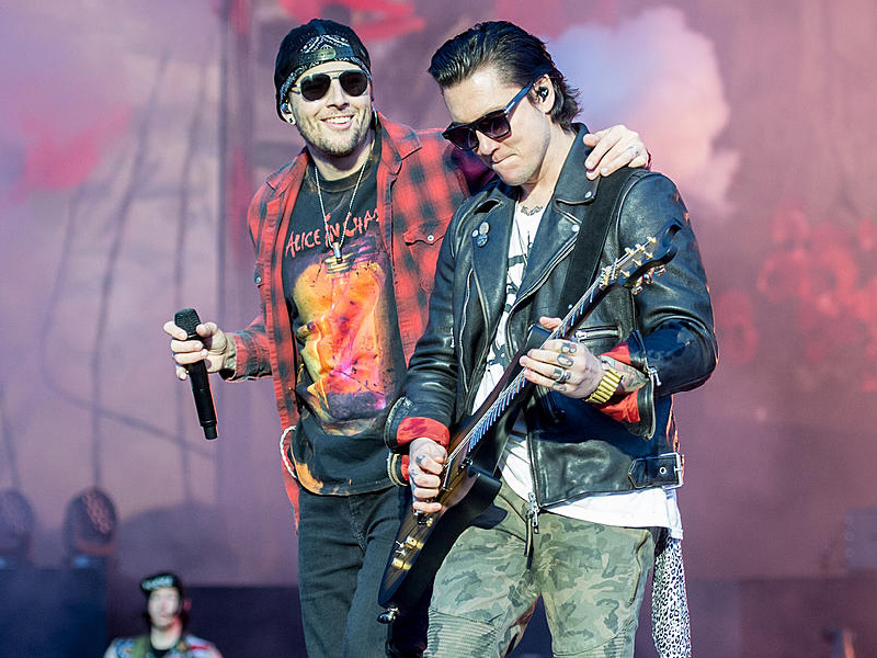 Personal opinions of 'Avenged Sevenfold - The Stage' — Music Crush